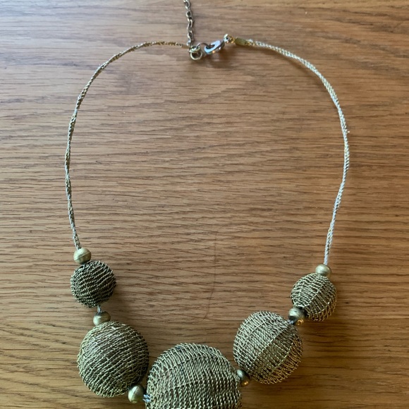 Vintage Gold Tone Wire Bauble Necklace - Picture 4 of 5